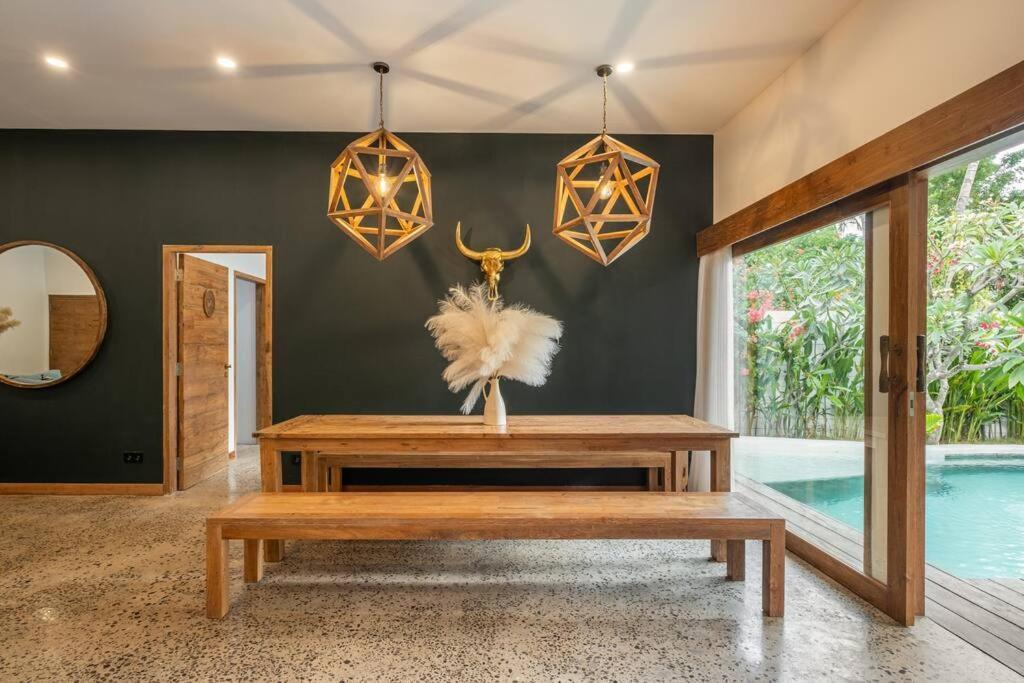 Villa Designer New 3Bdr - Lush Garden+Pool Gili Trawangan Exterior foto
