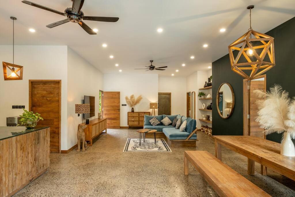 Villa Designer New 3Bdr - Lush Garden+Pool Gili Trawangan Exterior foto